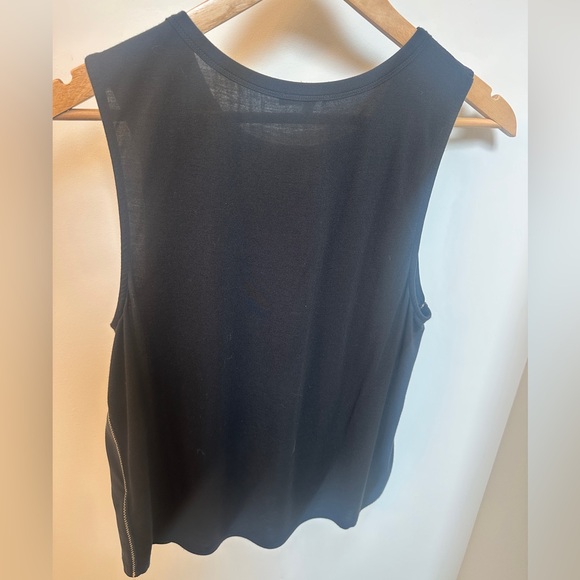 Splendid Tank - Picture 2 of 4